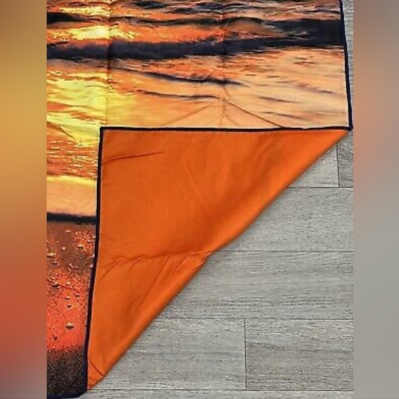 House of Cloud Microfiber Beach Towel Quick Dry Sand Free Compact Sunset - Picture 4 of 6